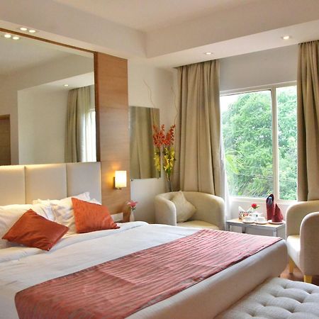 Hotel Landmark Gwalior Ngoại thất bức ảnh