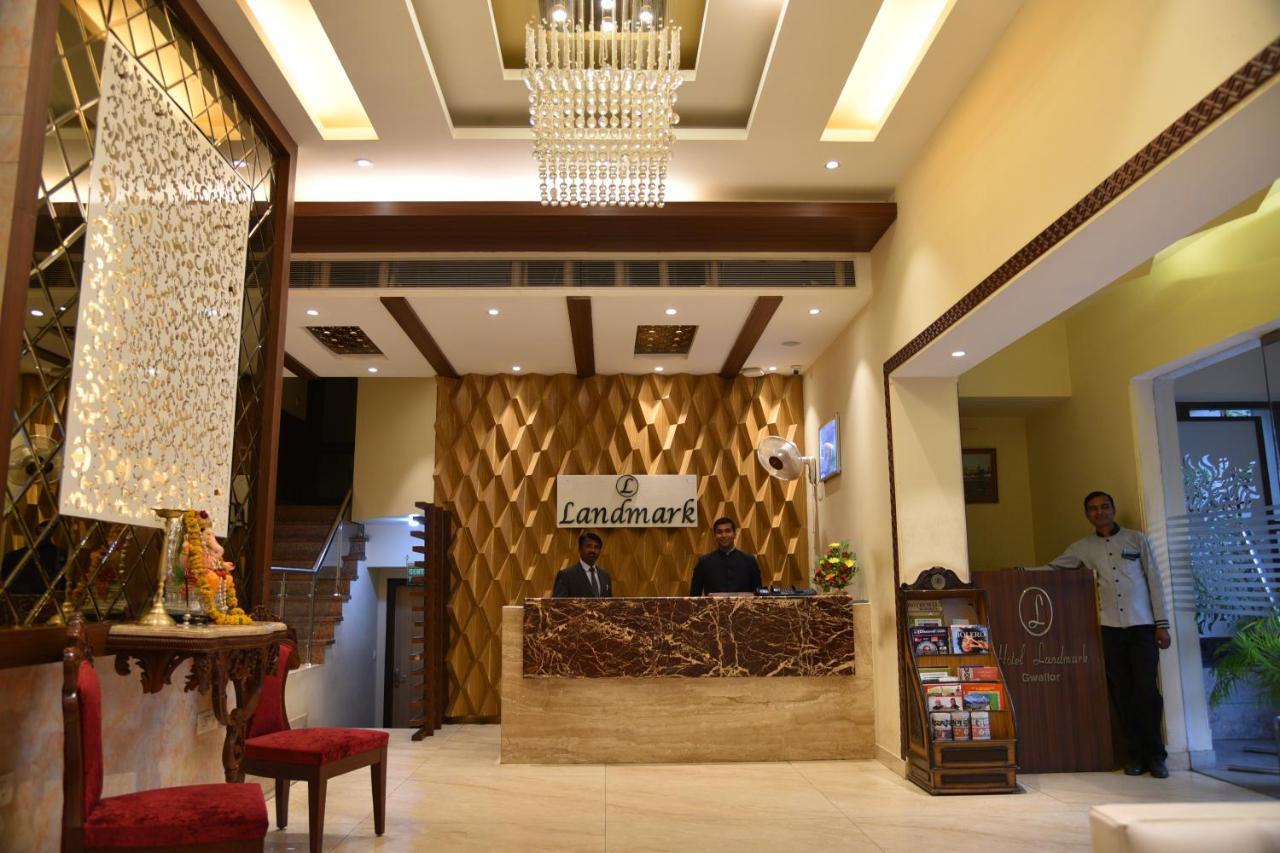 Hotel Landmark Gwalior Ngoại thất bức ảnh